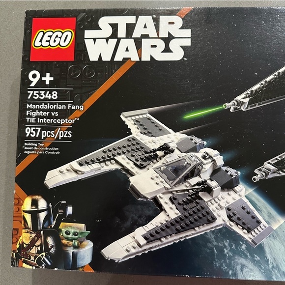 Retired | LEGO Star Wars The Mandalorian Fang Fighter | 75348 - Picture 3 of 10